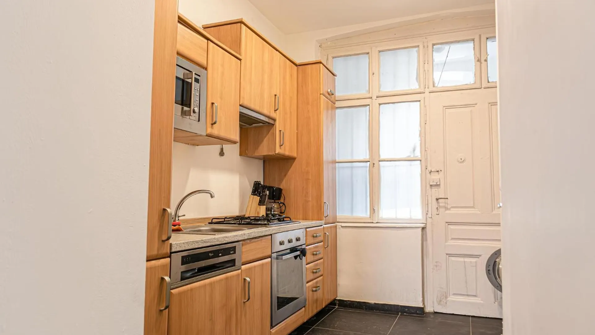 Inviting 1Br Apt-Near U6 Station Am Schoepfwerk Vienna 0*,  Austria